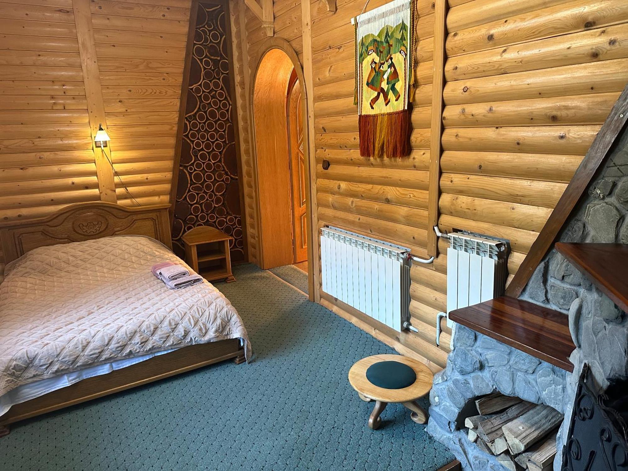 U Yaroslava Hotel Yaremche Bagian luar foto