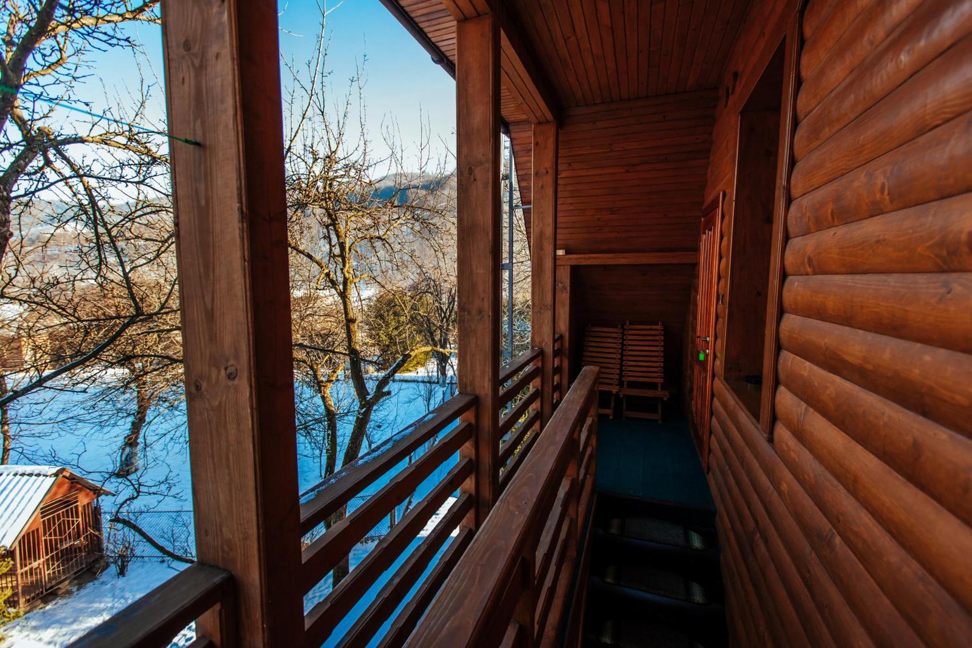 U Yaroslava Hotel Yaremche Ruang foto